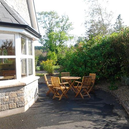 Dillon'S Cottage Monneill Exterior foto